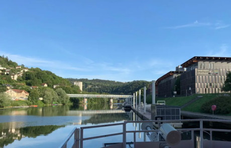 bateau sur le Doubs