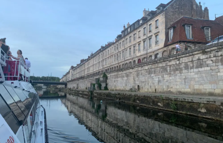 bateau mouche à Besançon